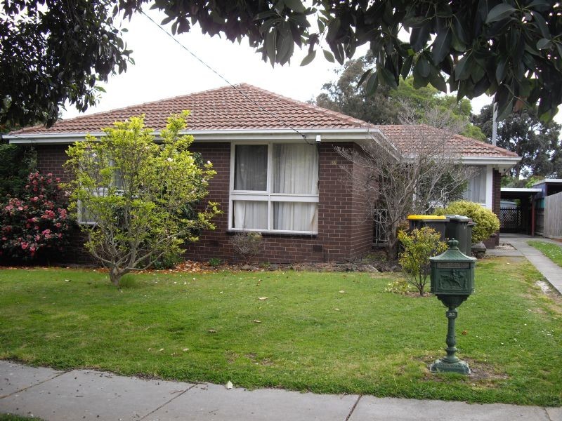 33 Cypress Avenue, Glen Waverley VIC 3150