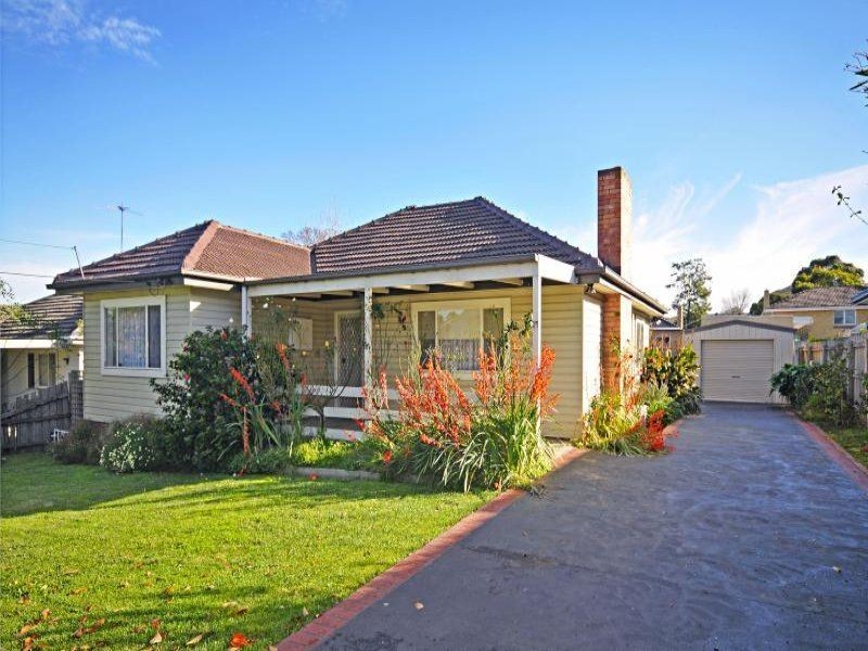 15 Tuhans Road, Mount Waverley VIC 3149