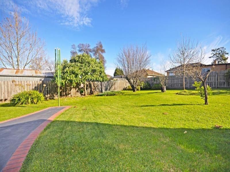15 Tuhans Road, Mount Waverley VIC 3149