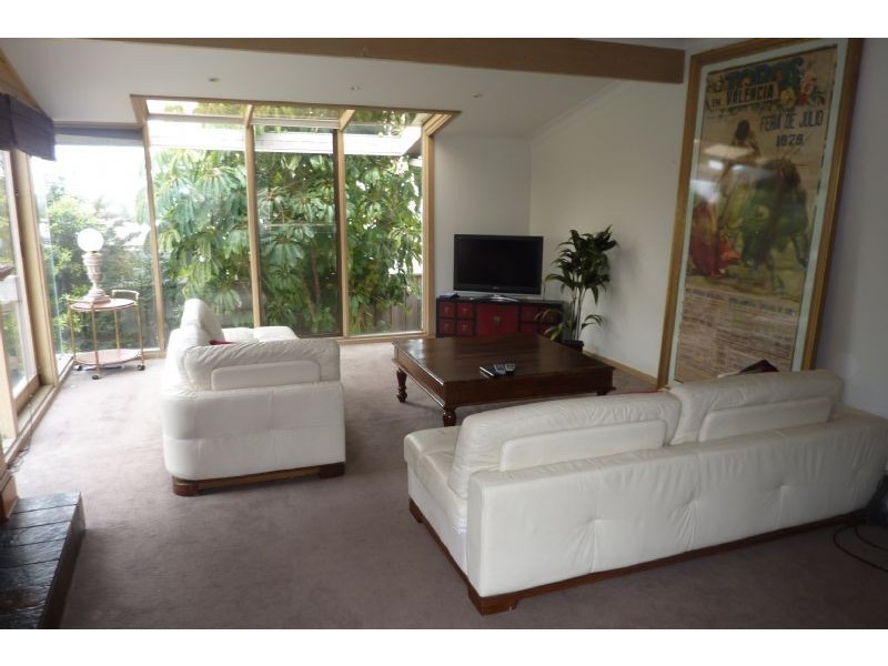 110 Springvale Road, Glen Waverley VIC 3150