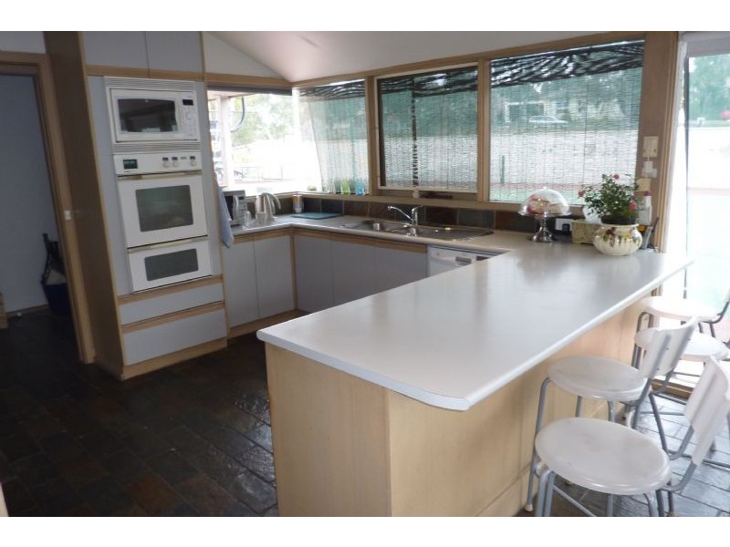 110 Springvale Road, Glen Waverley VIC 3150