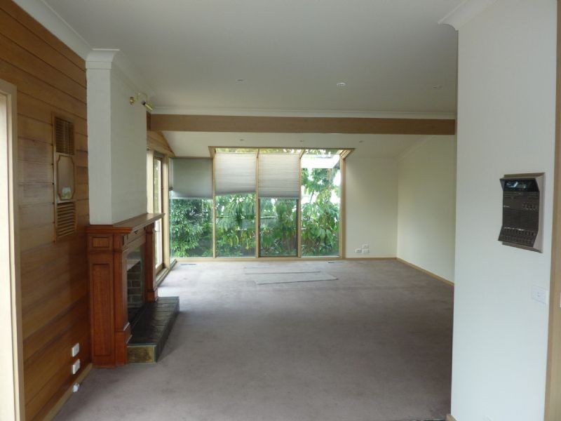 110 Springvale Road, Glen Waverley VIC 3150
