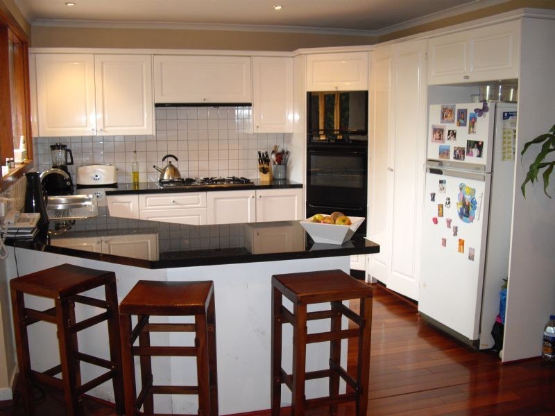 9 Christina Close, Wheelers Hill VIC 3150