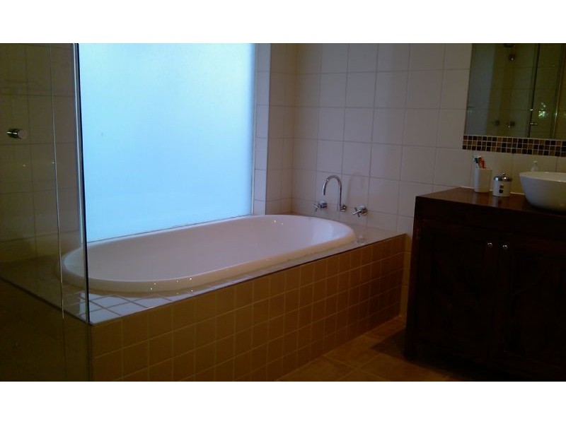 9 Christina Close, Wheelers Hill VIC 3150