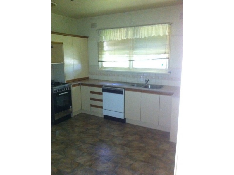 2 Barbara Avenue, Glen Waverley VIC 3150