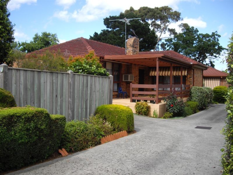 1/6 Angus Drive, Glen Waverley VIC 3150
