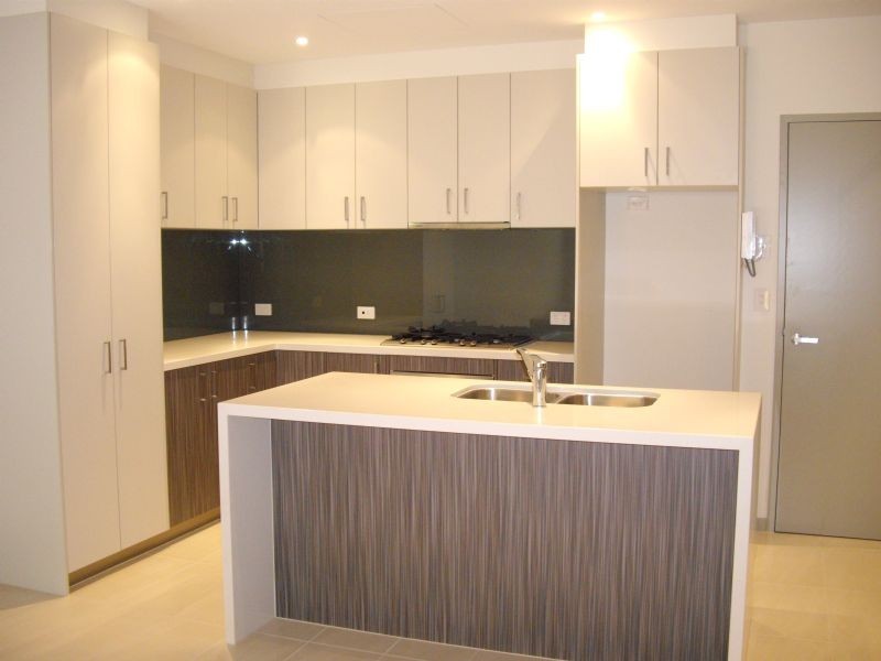 12/2-10 Richard Street, Glen Waverley VIC 3150