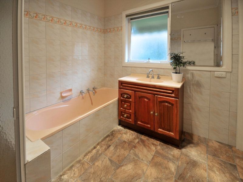 3 Flame Street, Mount Waverley VIC 3149