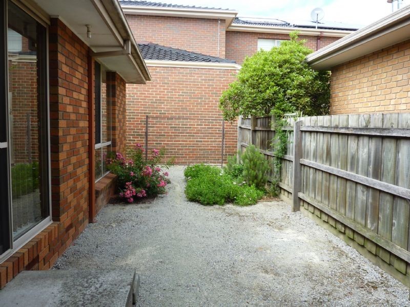 1/10 Sellers Street, Glen Waverley VIC 3150