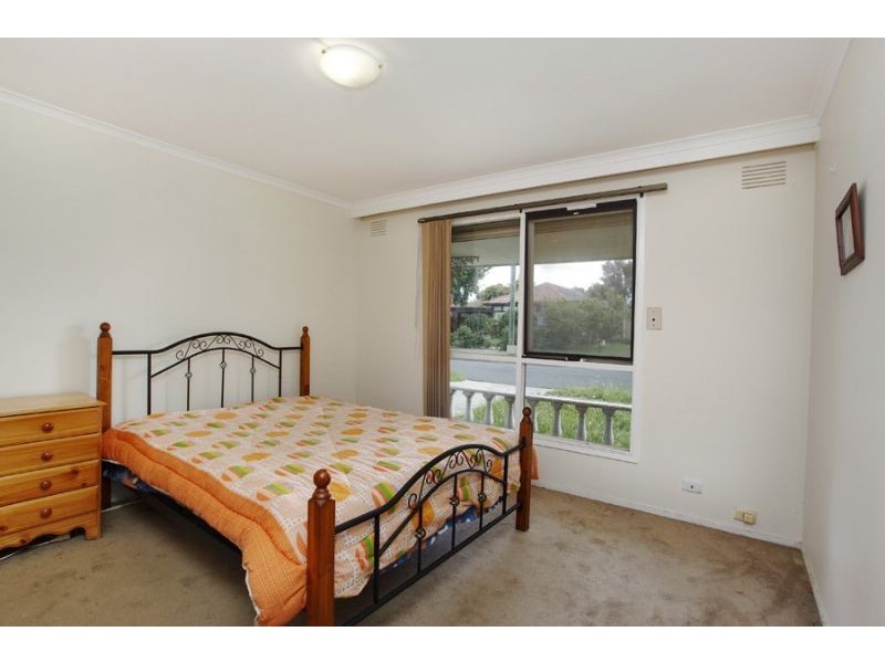 2/1 Meadowbrook Drive, Wheelers Hill VIC 3150