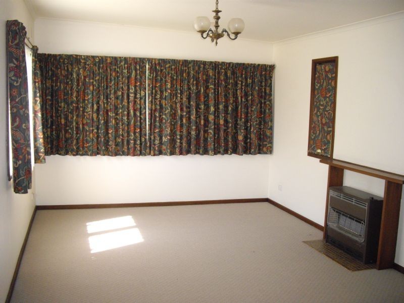 38 Winbourne Road, Mount Waverley VIC 3149