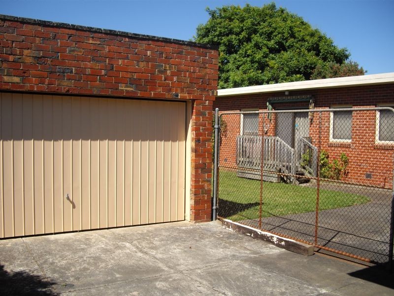 38 Winbourne Road, Mount Waverley VIC 3149