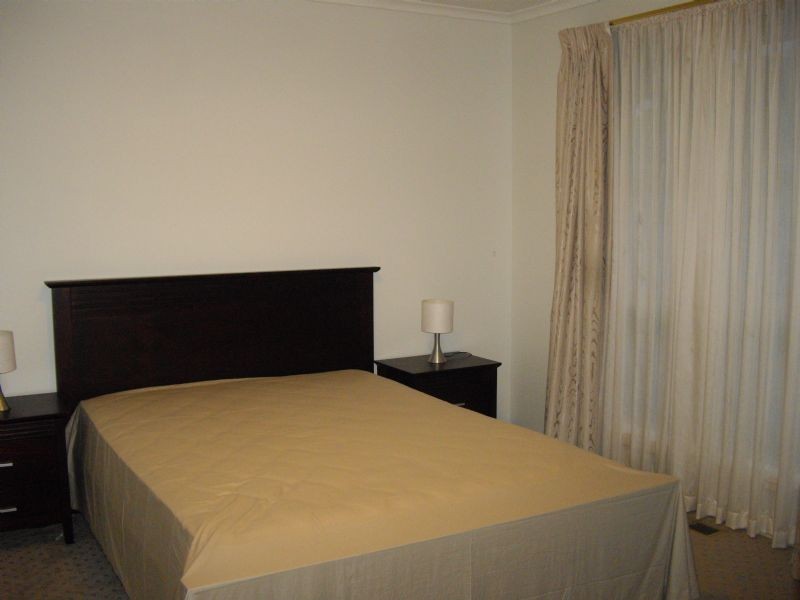 2/8 Sellers Street, Glen Waverley VIC 3150