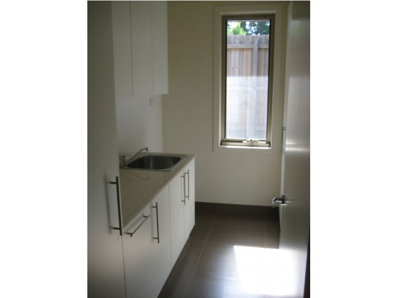 2/14 Jellicoe Street, Box Hill South VIC 3128