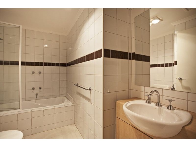 11/3 Rusden Place, Notting Hill VIC 3168