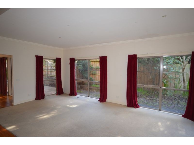 2/233 Waverley Road, Mount Waverley VIC 3149