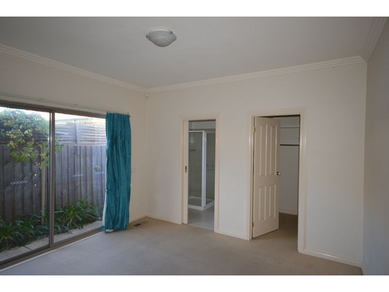 2/233 Waverley Road, Mount Waverley VIC 3149