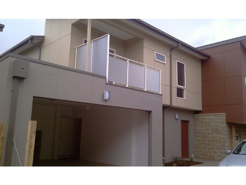 4/43-45 Winbirra Parade, Ashwood VIC 3147