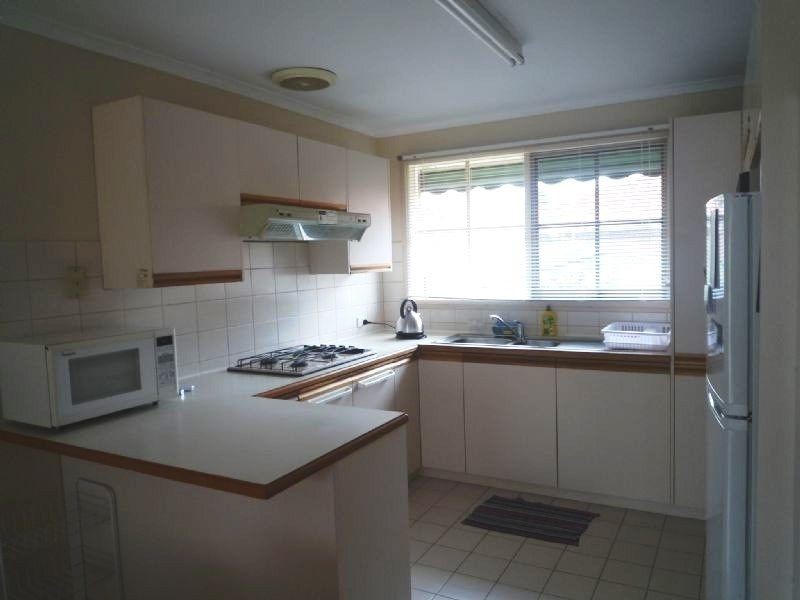 2/91 Middleborough Road, Burwood VIC 3125