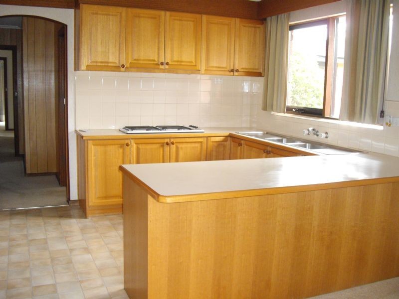 1 Cumberland Court, Glen Waverley VIC 3150