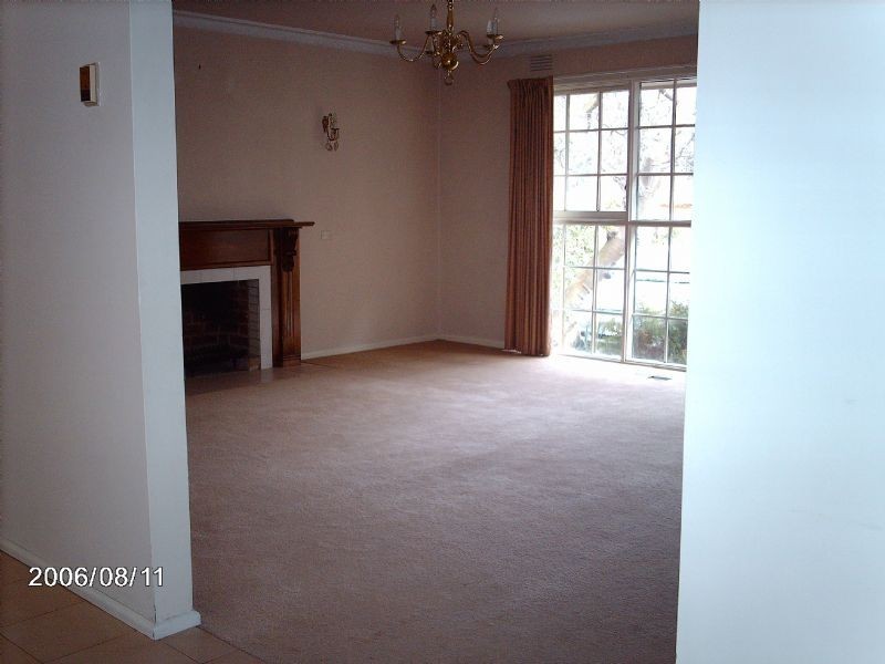 15 Avonhurst Drive, Glen Waverley VIC 3150