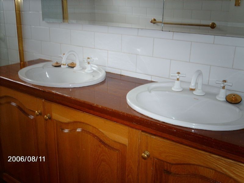 15 Avonhurst Drive, Glen Waverley VIC 3150