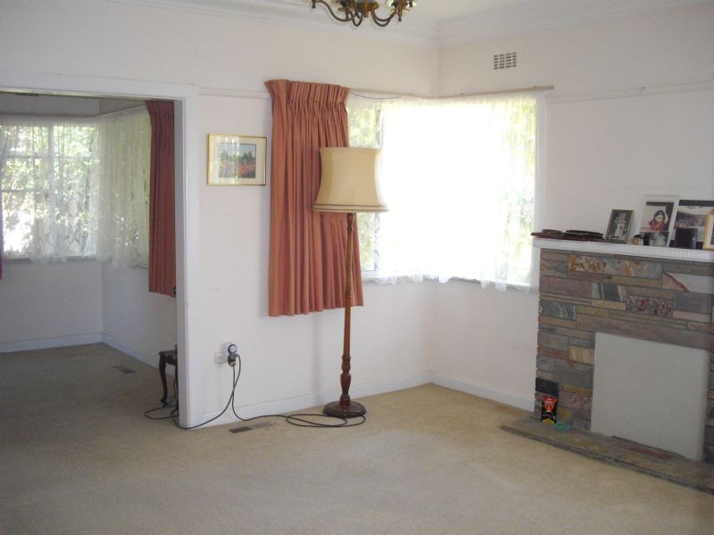 38 Winbourne Road, Mount Waverley VIC 3149