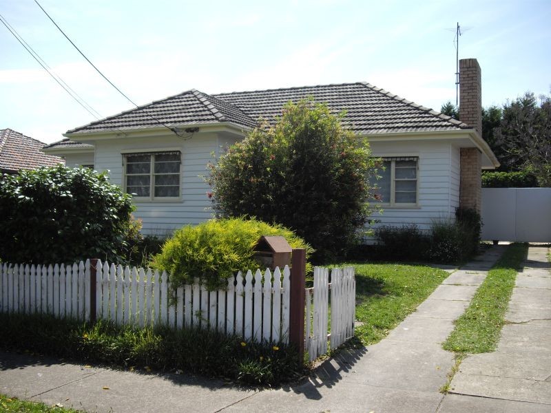 88 Stanley Avenue, Mount Waverley VIC 3149