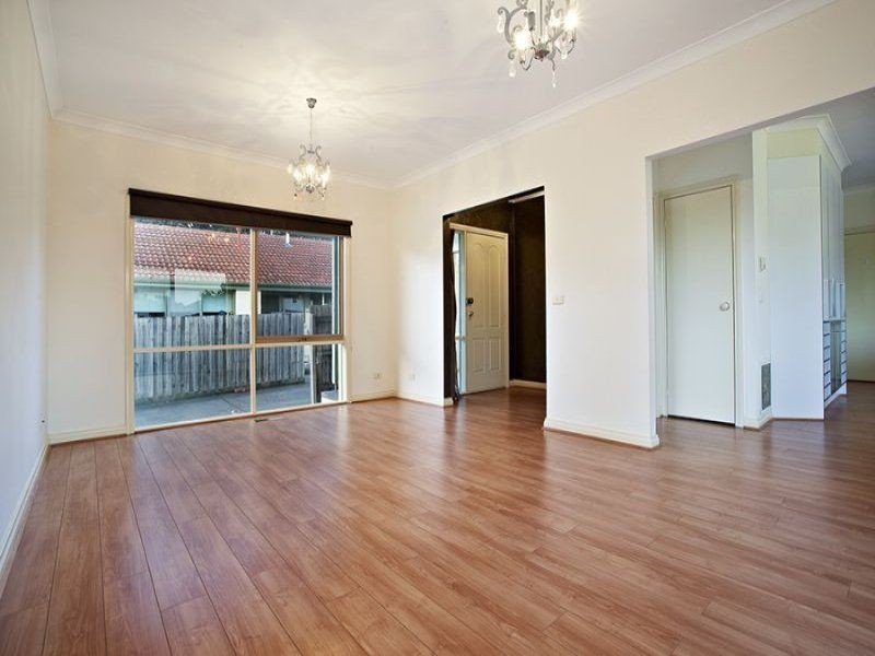 2/26 Roberts Street, Glen Waverley VIC 3150