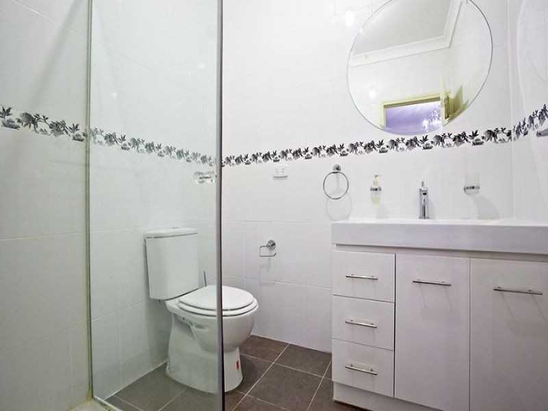 2/26 Roberts Street, Glen Waverley VIC 3150