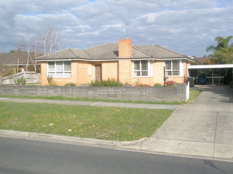 34 Pine Road, Bayswater VIC 3153