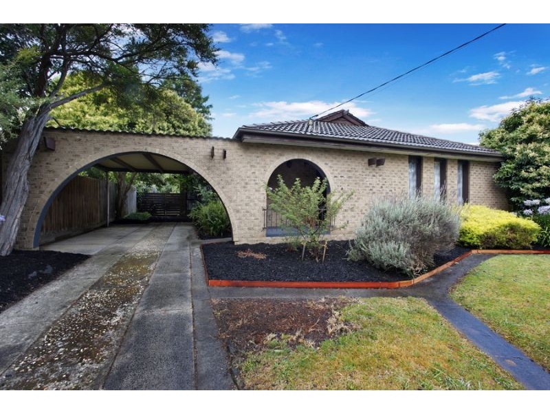 46 Calderwood Avenue, Wheelers Hill VIC 3150