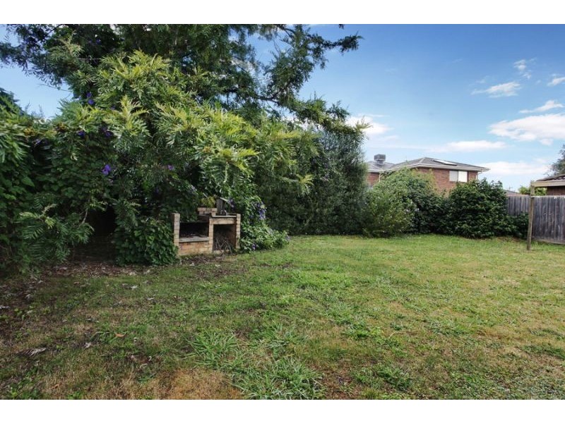 46 Calderwood Avenue, Wheelers Hill VIC 3150