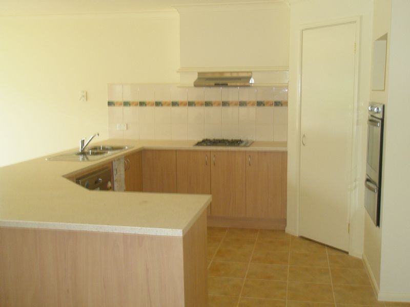 38 The Springs Close, Narre Warren South VIC 3805