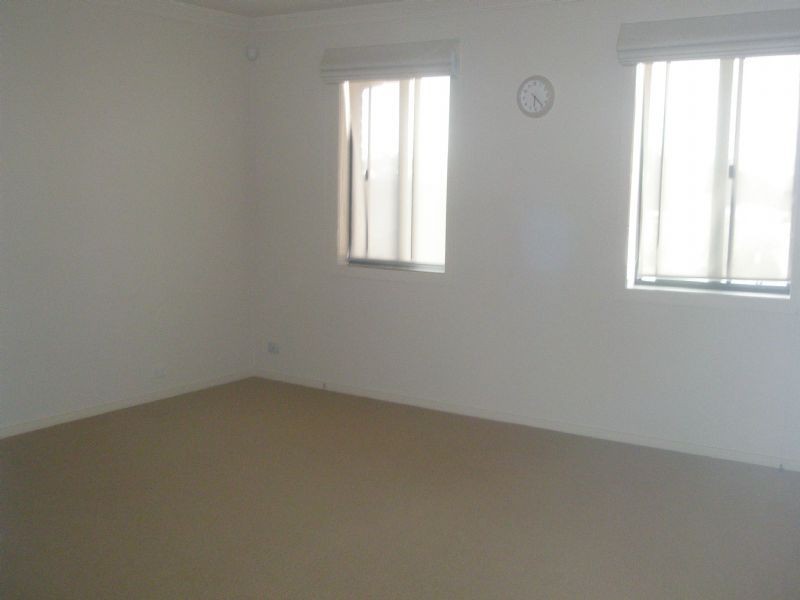 13 Ardenne Close, Burwood VIC 3125