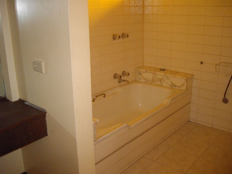 1A Greenham Crescent, Mount Waverley VIC 3149