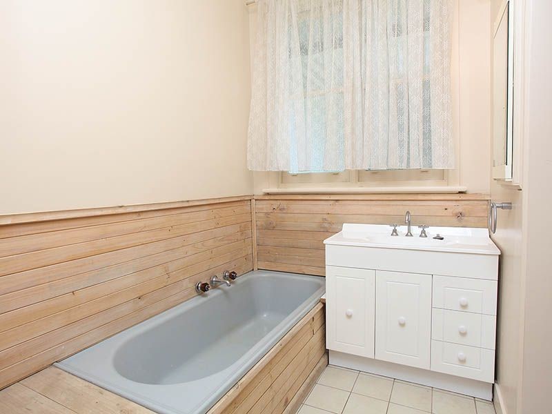 14 Wendover Court, Mount Waverley VIC 3149