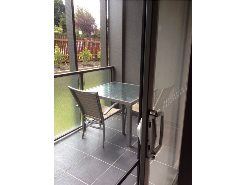 8/270-272 Springvale Road, Glen Waverley VIC 3150