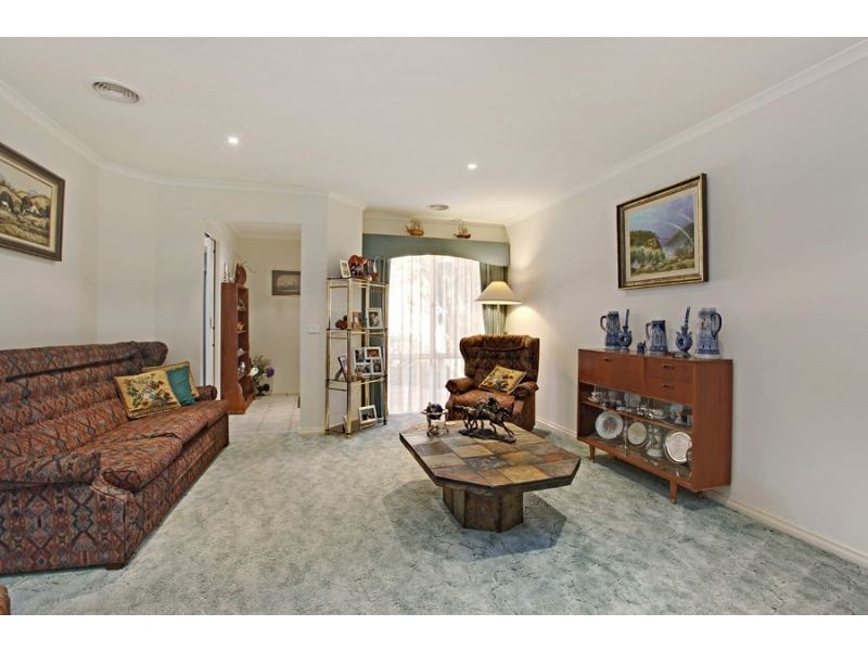 2/7 Richard Street, Glen Waverley VIC 3150