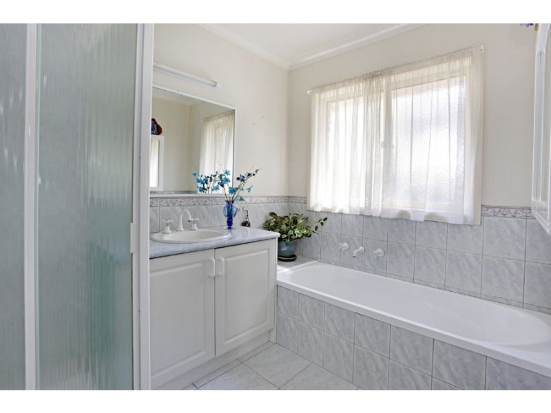 2/7 Richard Street, Glen Waverley VIC 3150