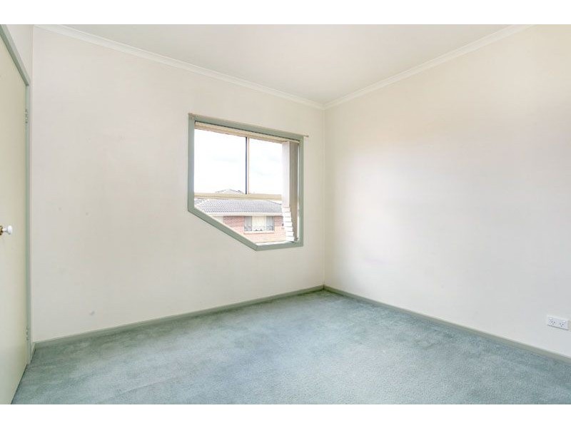 28 The Quadrangle, Glen Waverley VIC 3150