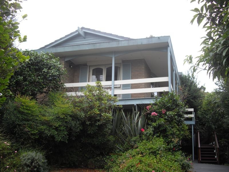 1A Greenham Crescent, Mount Waverley VIC 3149