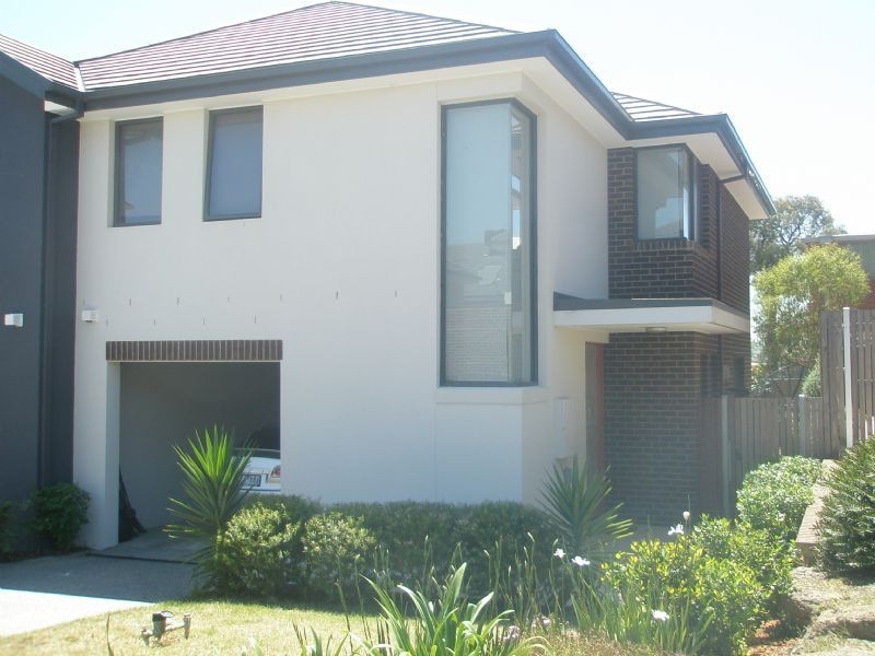 13 Ardenne Close, Burwood VIC 3125