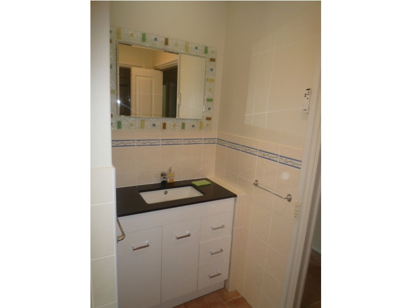 15 Bizley Street, Mount Waverley VIC 3149