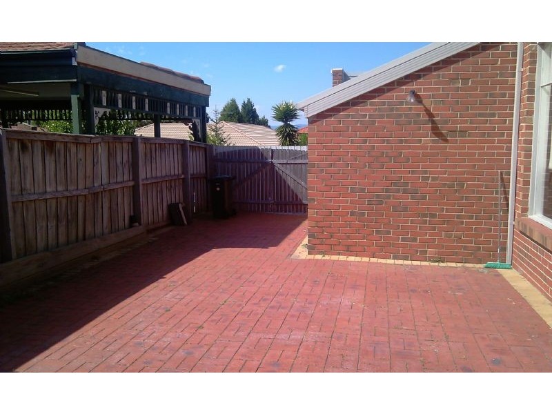 9 Kennard Place, Burwood East VIC 3151