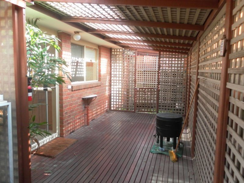 2/10 Myers Avenue, Glen Waverley VIC 3150