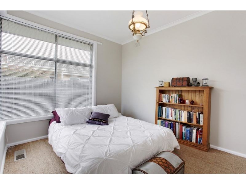 9 Kenilworth Crescent, Glen Waverley VIC 3150