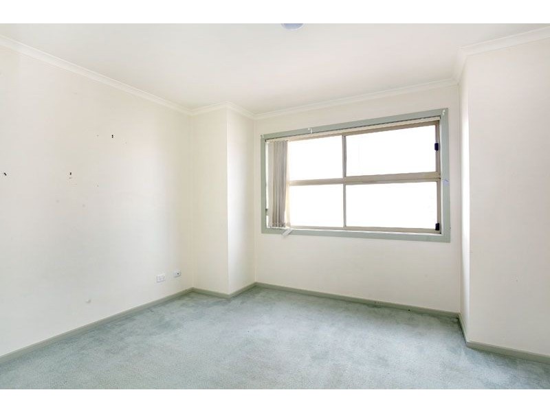 28 The Quadrangle, Glen Waverley VIC 3150