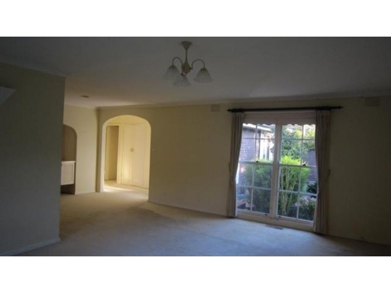 35 Strickland Drive, Wheelers Hill VIC 3150