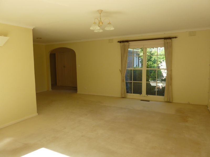 35 Strickland Drive, Wheelers Hill VIC 3150